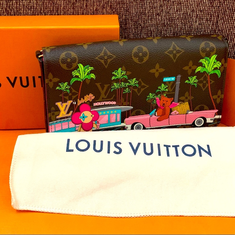BNIB Louis Vuitton Monogram Christmas Hollywood Felicie Pochette